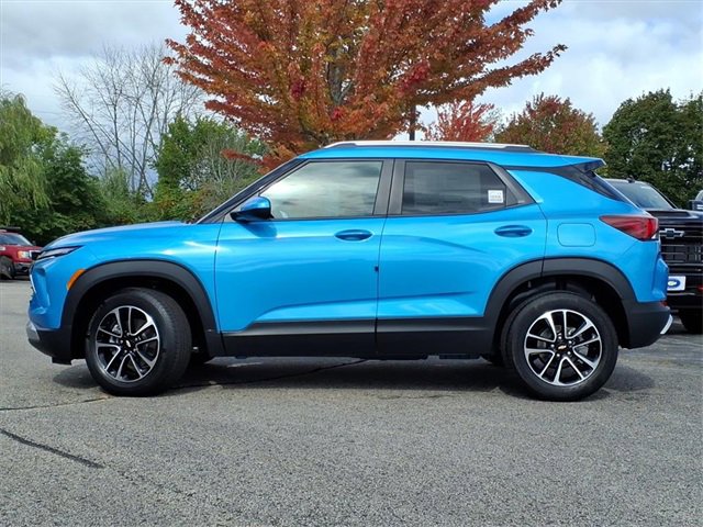 2026 Chevrolet Trailblazer LT photo 3