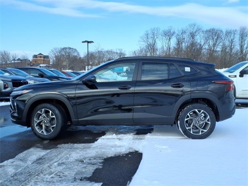 New 2026 Chevrolet Trax LT SUV