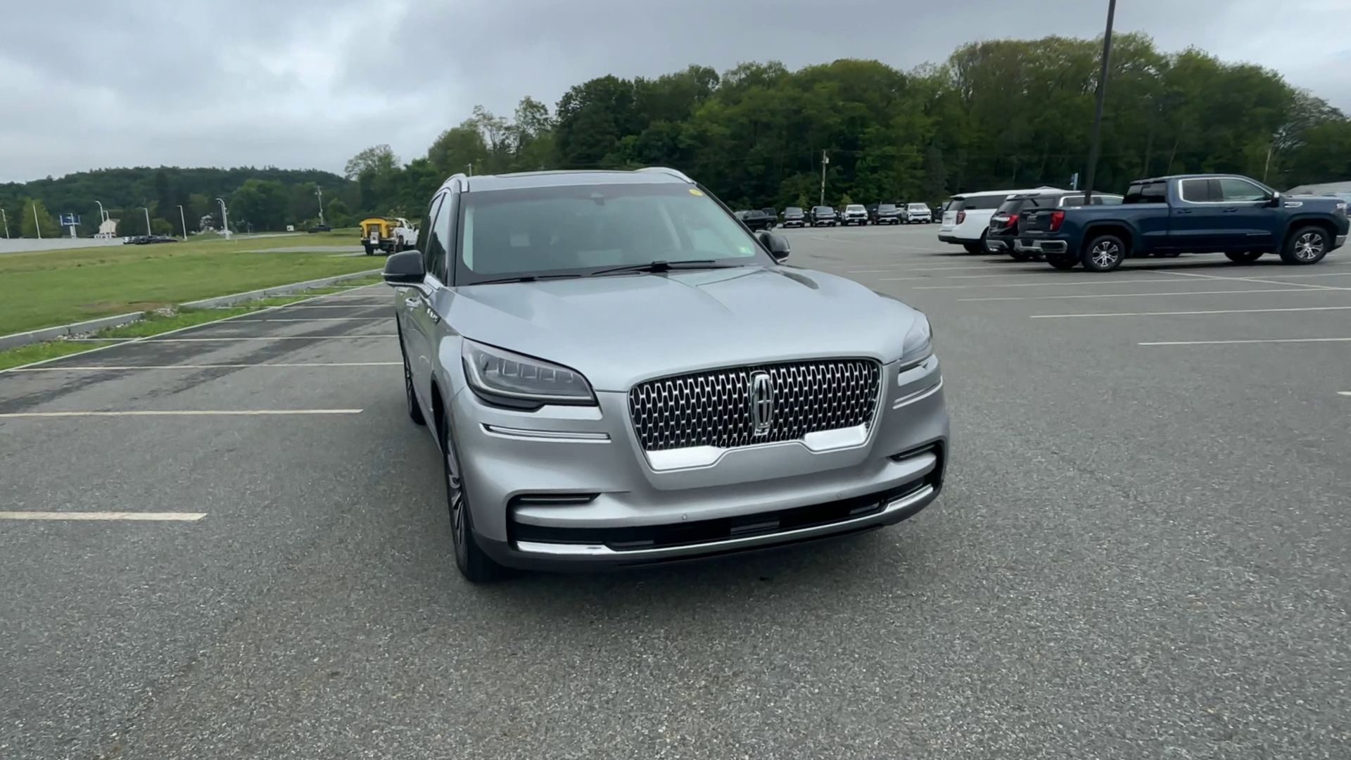 2023 Lincoln Aviator Reserve photo 3