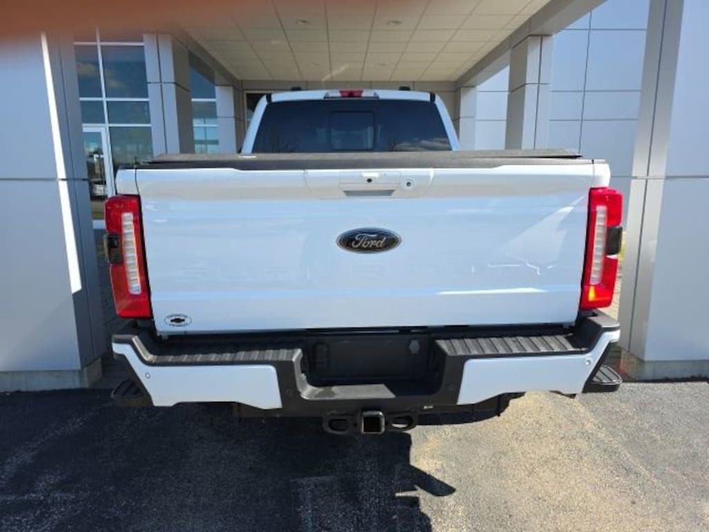 Used 2024 Ford F-250 Lariat Truck