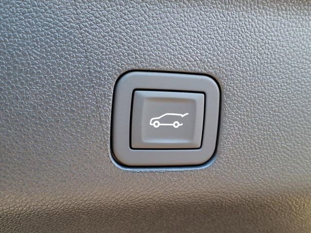 2026 Chevrolet Tahoe Premier - Photo 16