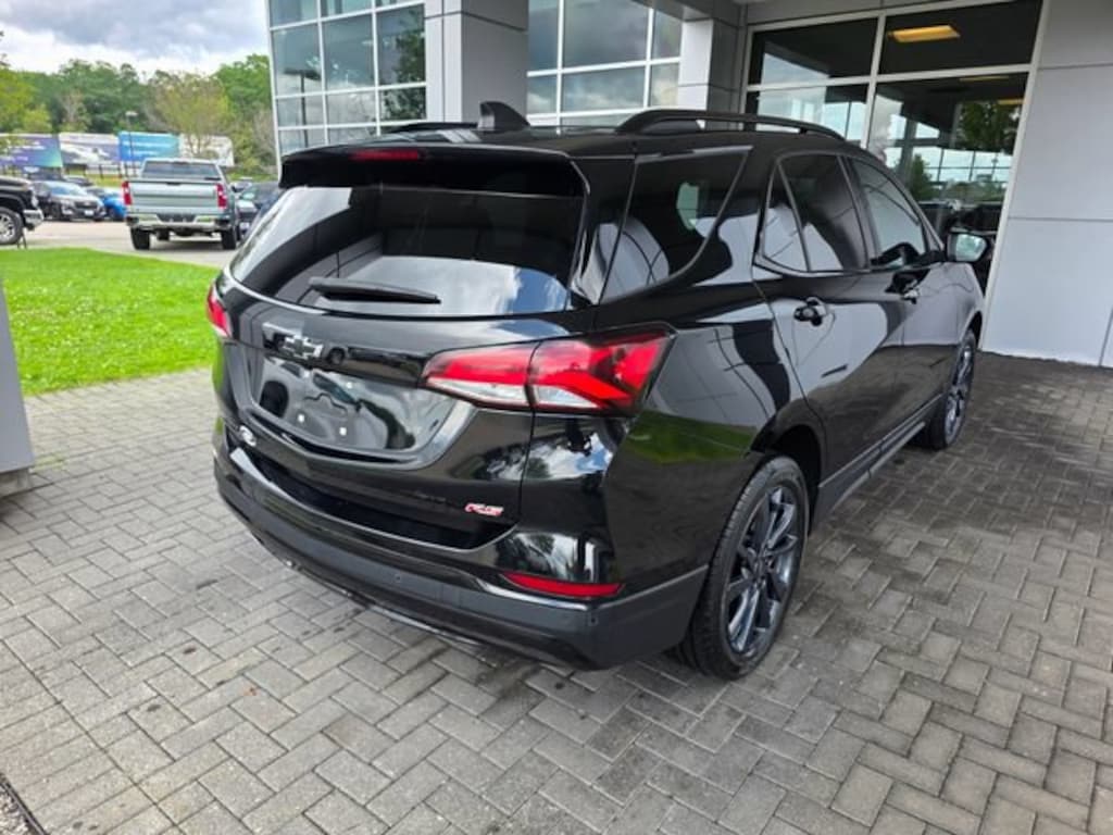 Used 2024 Chevrolet Equinox RS SUV