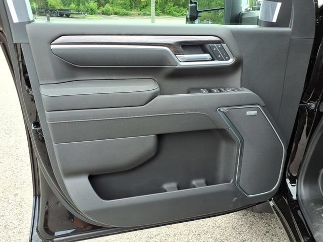 2026 Chevrolet Silverado 2500 HD LTZ - Photo 18