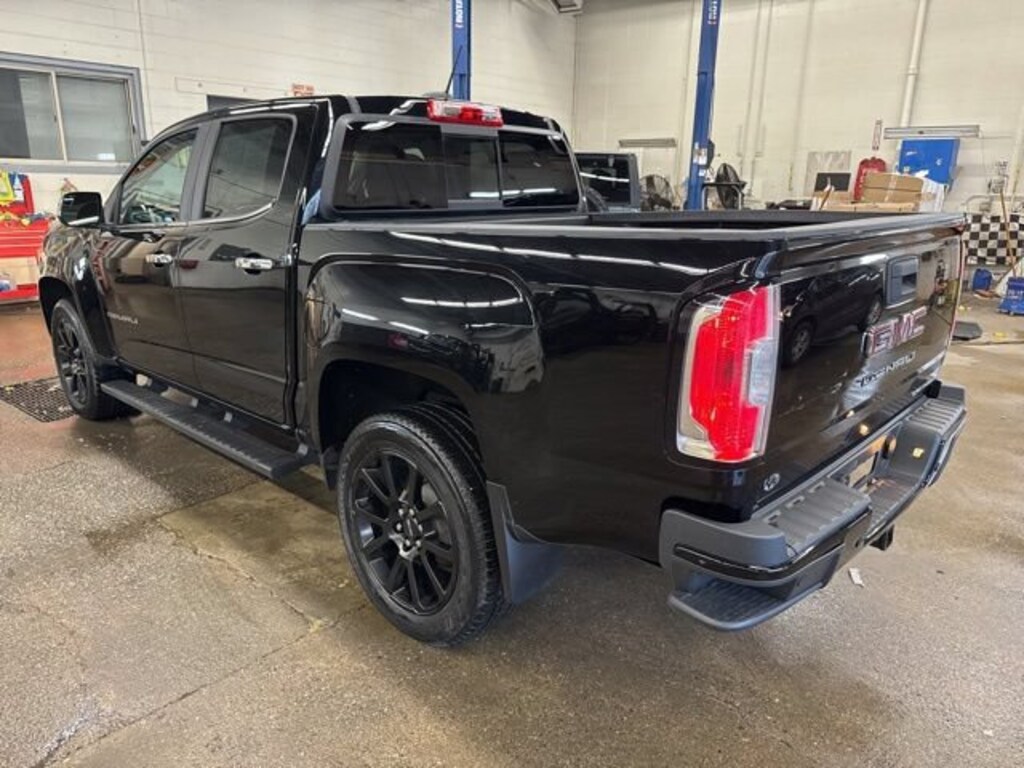 Used 2022 GMC Canyon Denali Truck