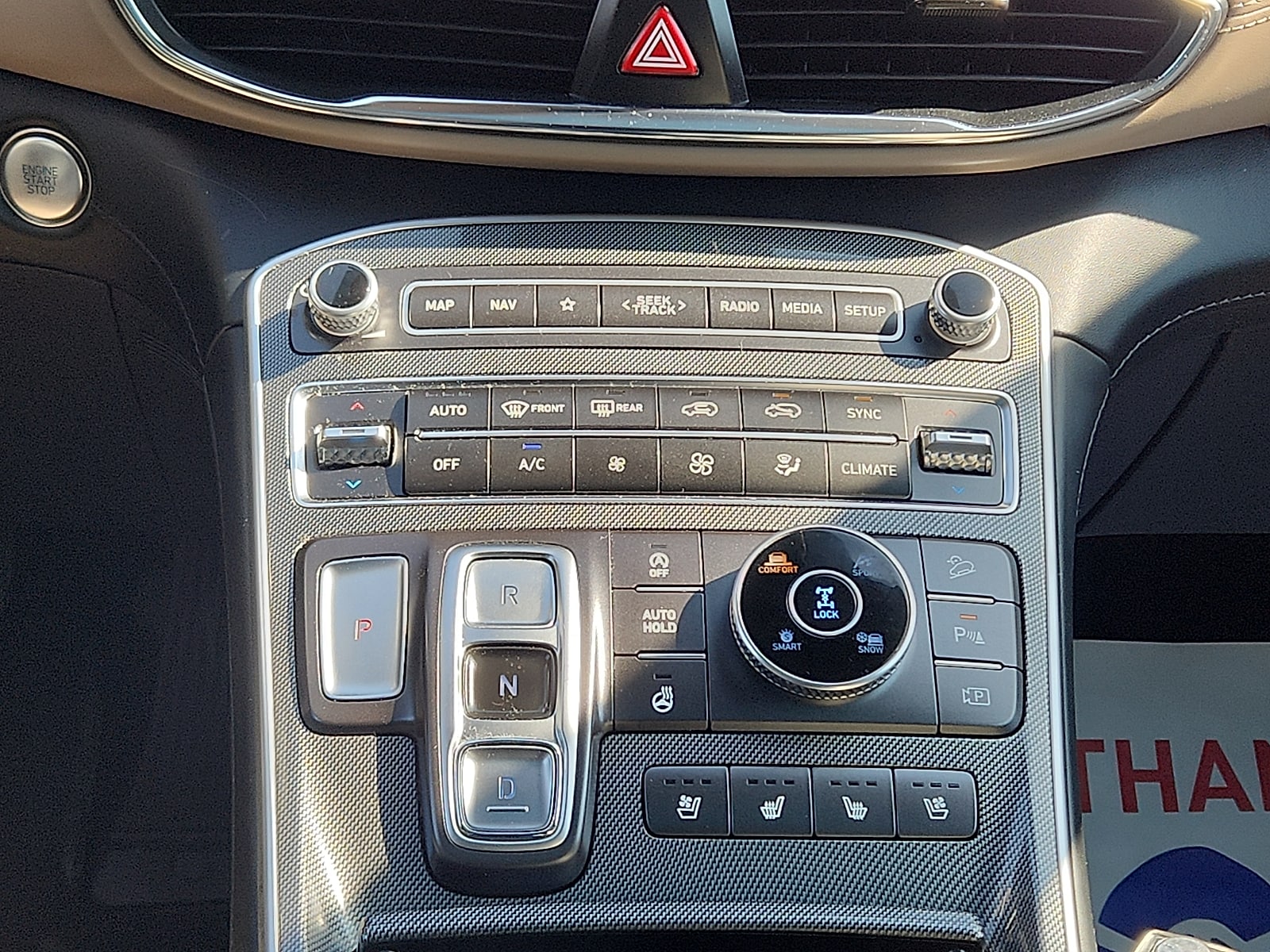 2022 Hyundai Santa Fe Limited - Photo 18