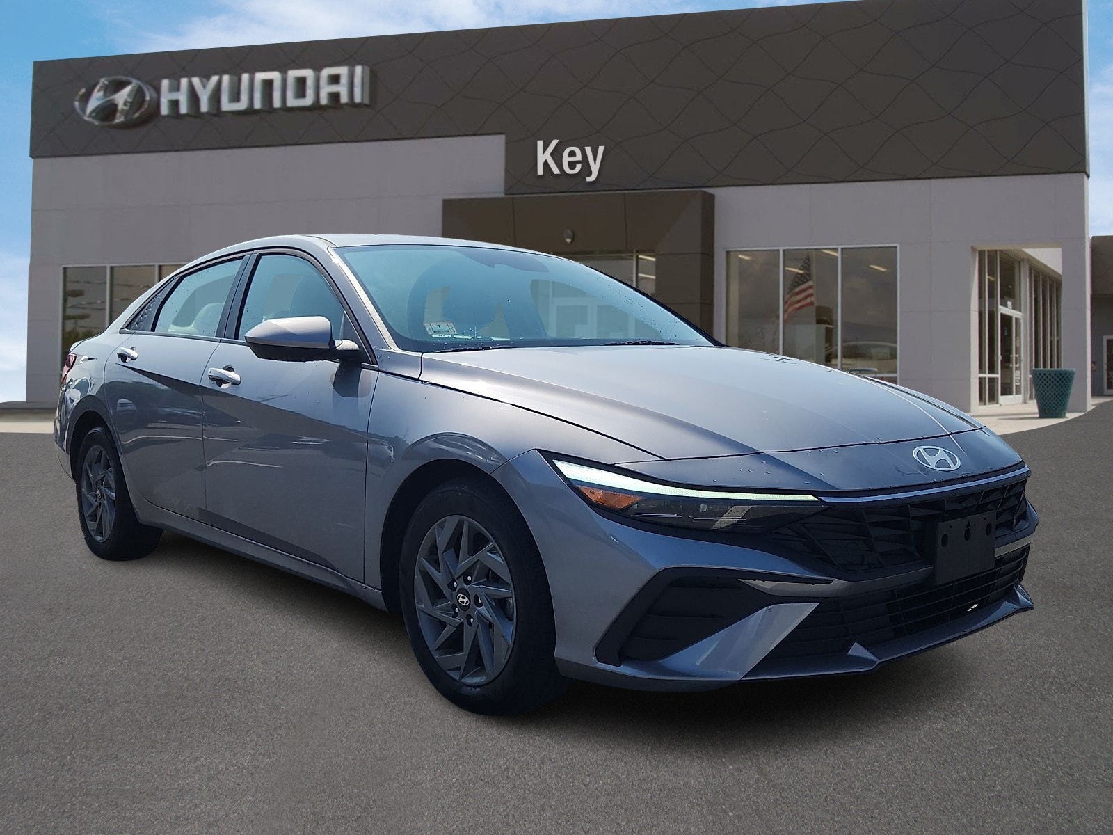 2024 Hyundai Elantra SEL - Photo 1