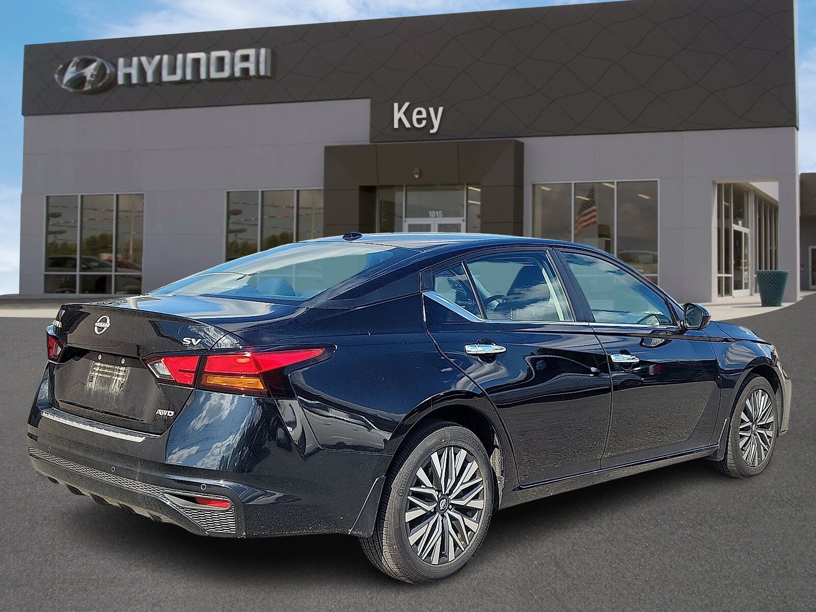 2023 Nissan Altima 2.5 SV photo 3