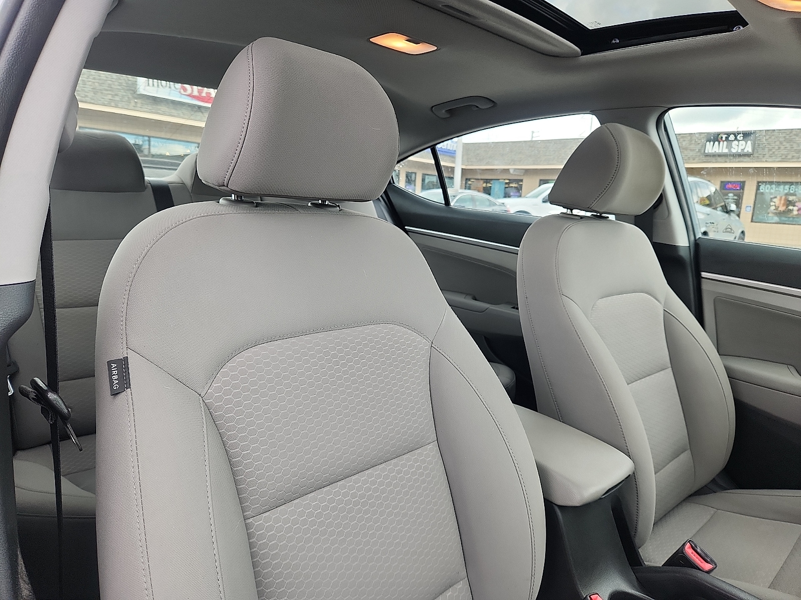 2019 Hyundai Elantra Value Edition - Photo 33