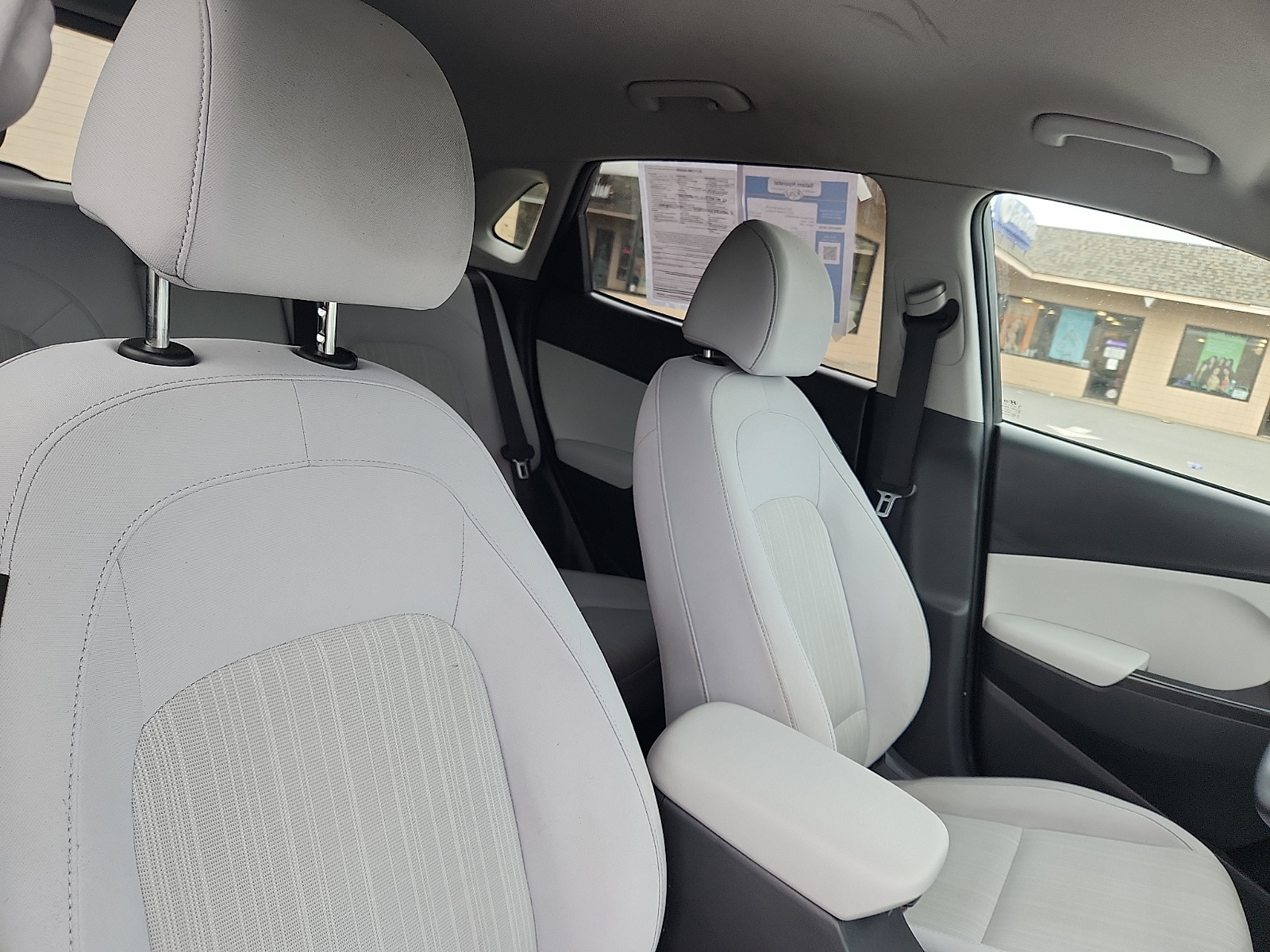 2023 Hyundai Kona SEL - Photo 32
