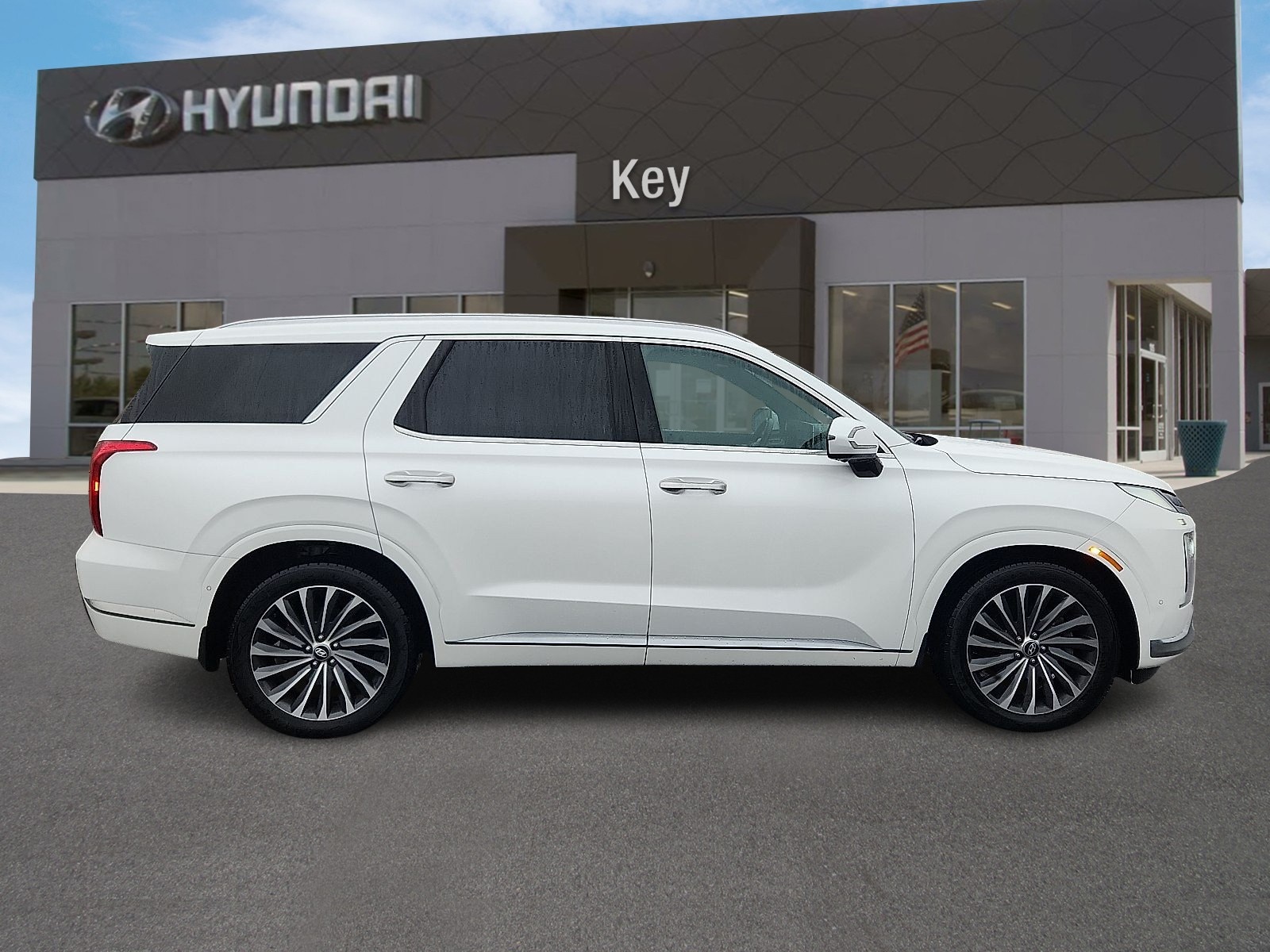 2023 Hyundai Palisade Calligraphy photo 2