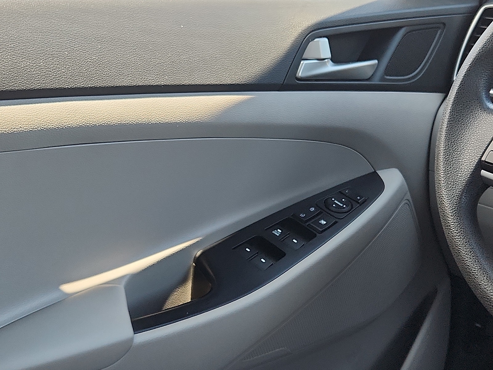 2019 Hyundai Tucson SE - Photo 12