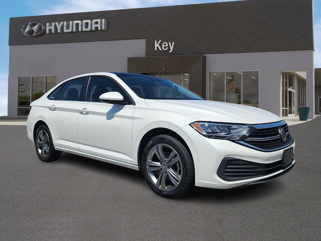 Used 2023 Volkswagen Jetta 1.5T SE Sedan