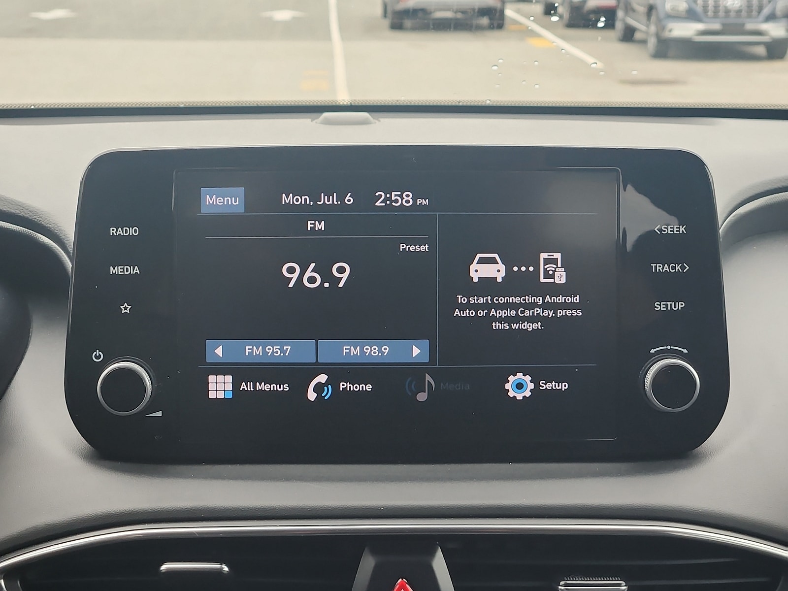 2023 Hyundai Santa Fe SE - Photo 17