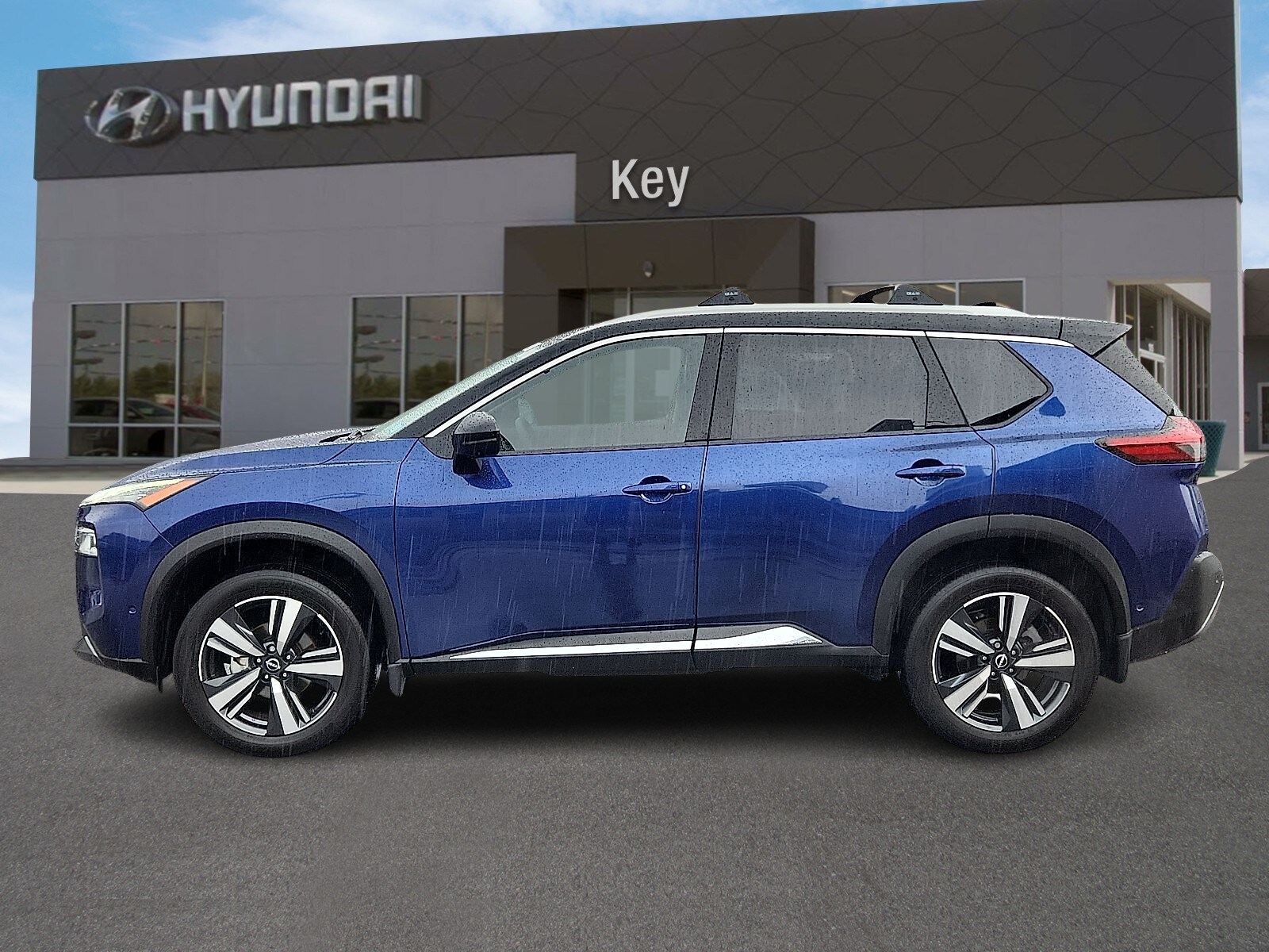 2023 Nissan Rogue SL photo 3