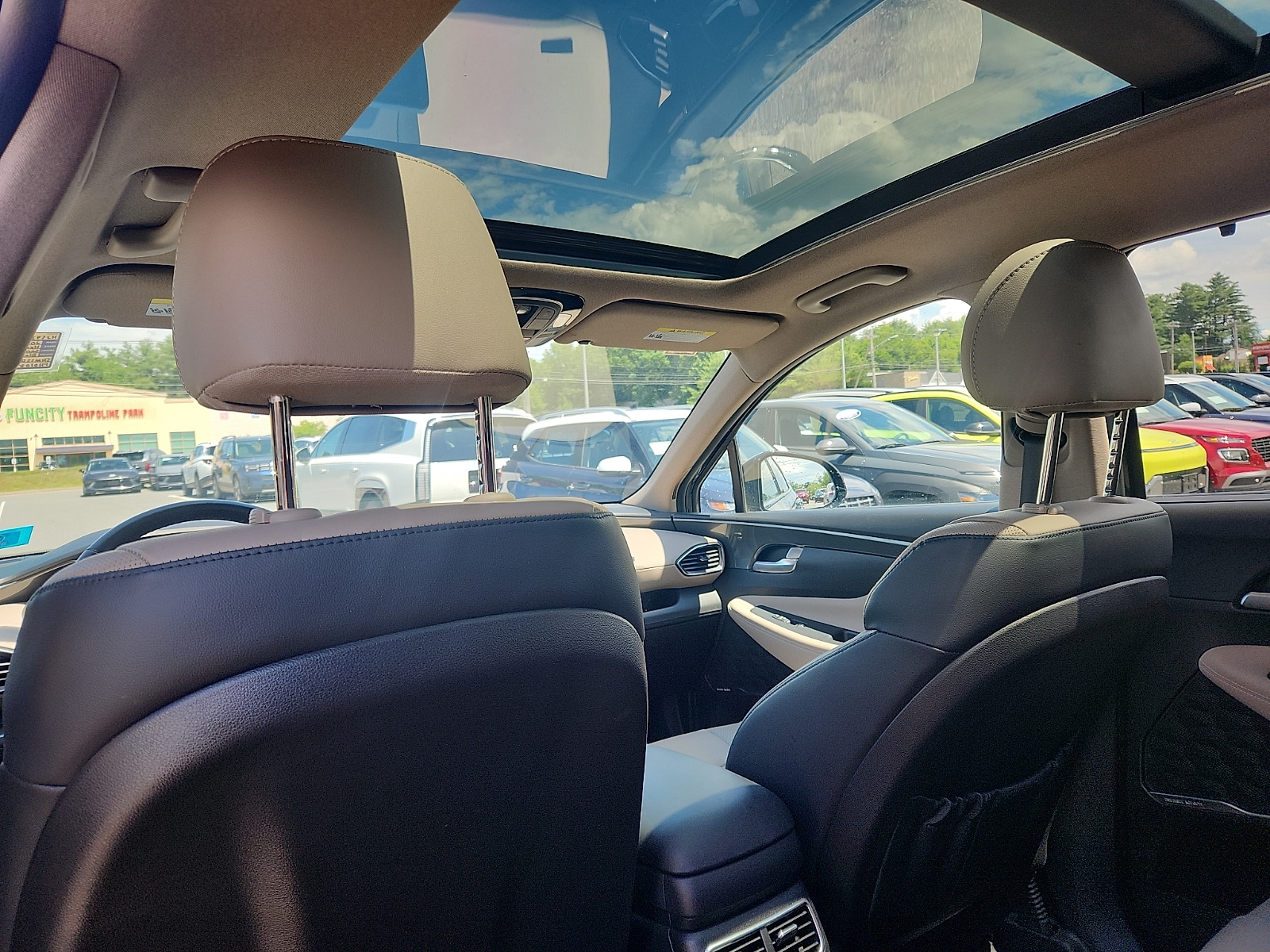 2023 Hyundai Santa Fe Limited HEV - Photo 25