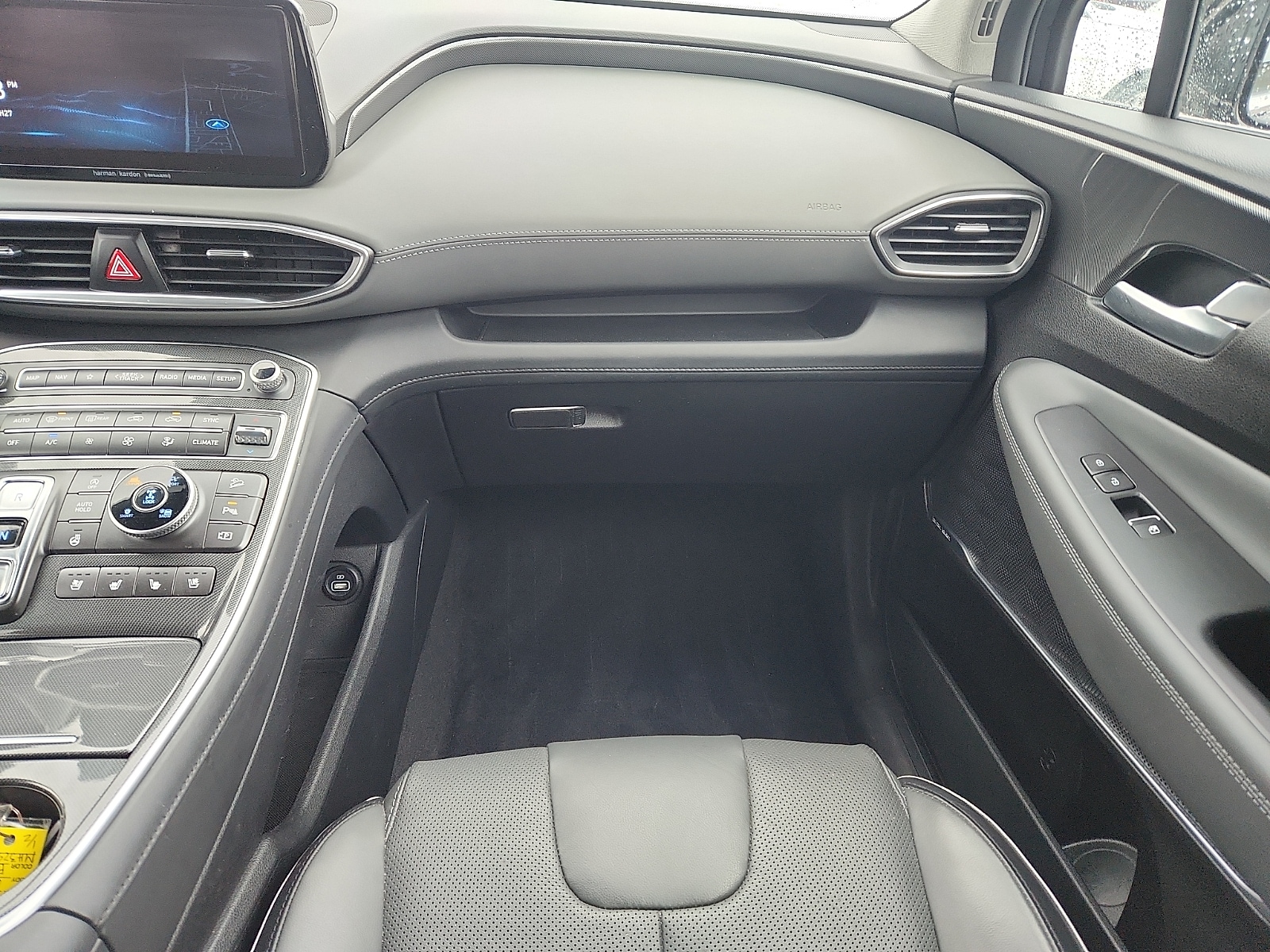 2021 Hyundai Santa Fe Limited - Photo 11