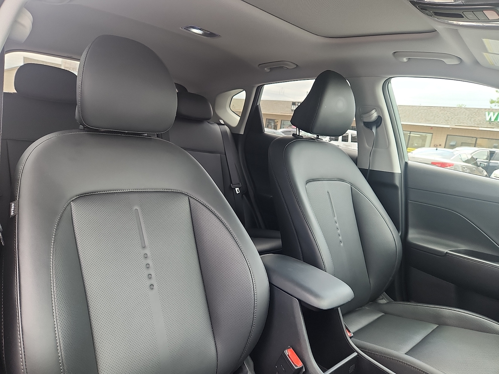 2024 Hyundai Kona Limited - Photo 33