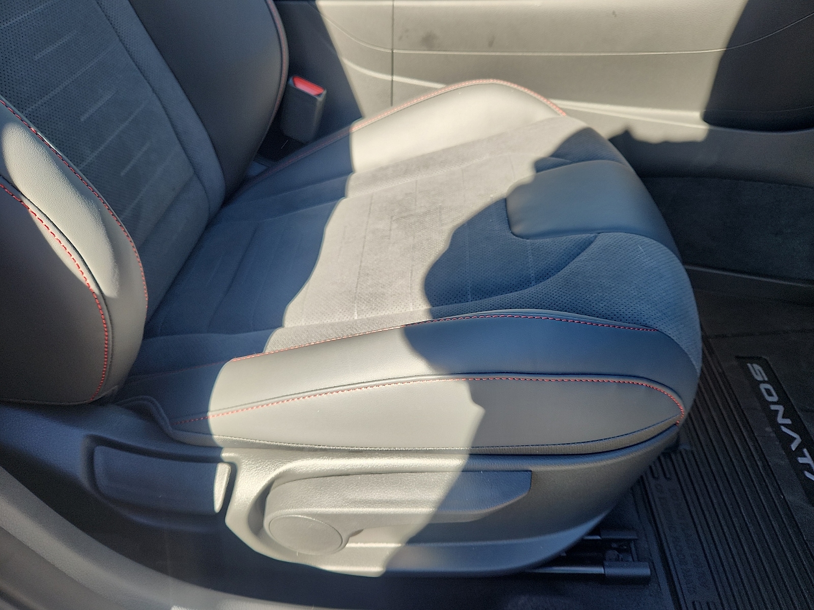 2026 Hyundai Sonata N Line - Photo 34