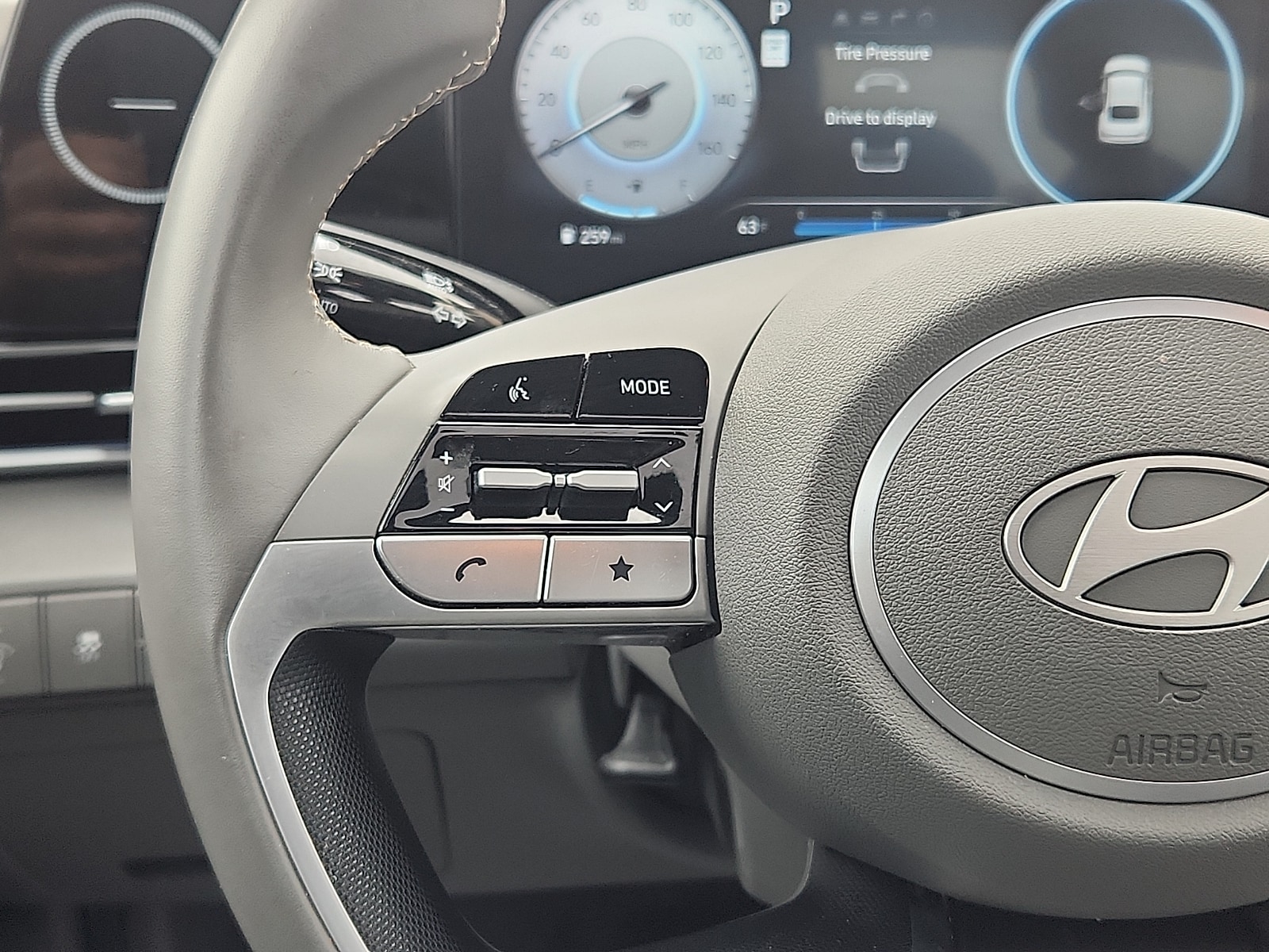 2024 Hyundai Elantra SEL - Photo 15