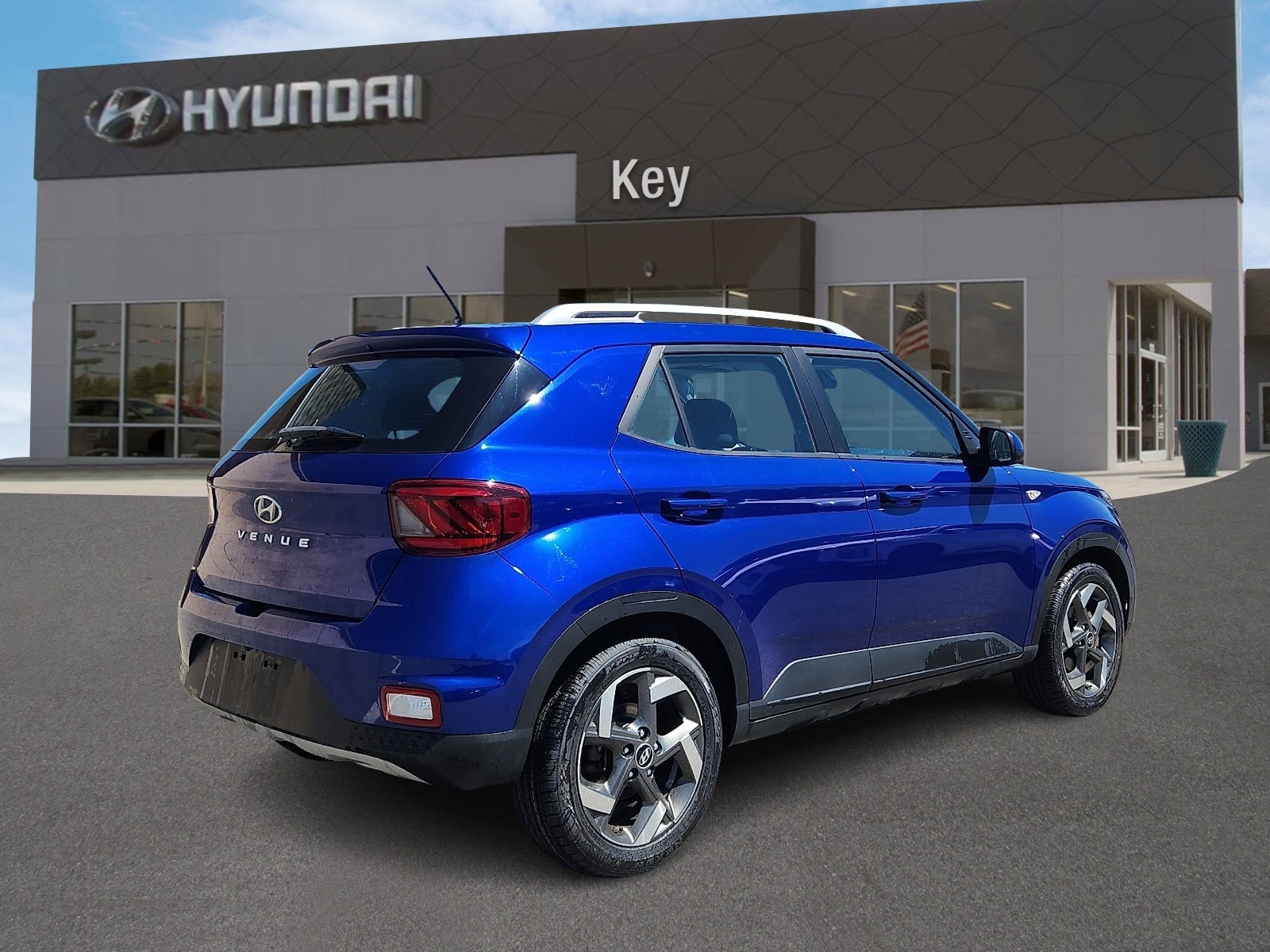 2023 Hyundai Venue SEL - Photo 4