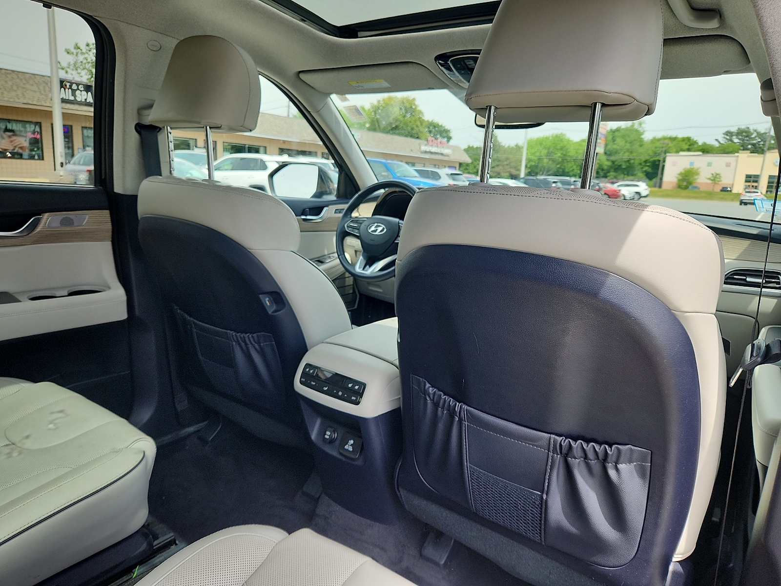 2022 Hyundai Palisade Limited - Photo 30
