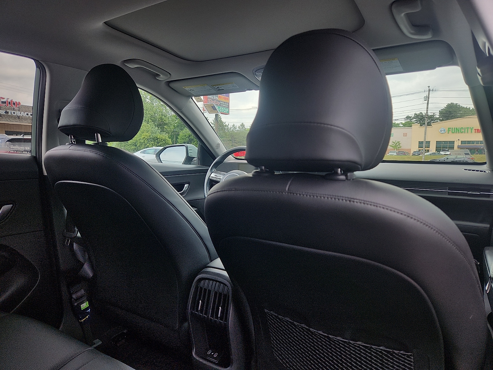2024 Hyundai Kona Limited - Photo 29