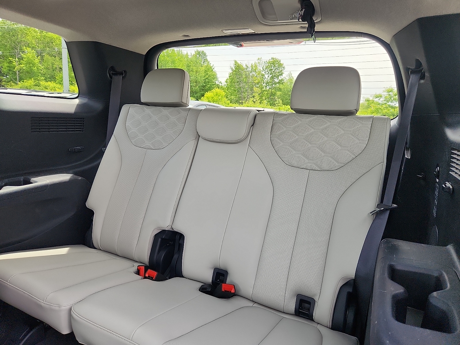 2022 Hyundai Palisade Limited - Photo 29