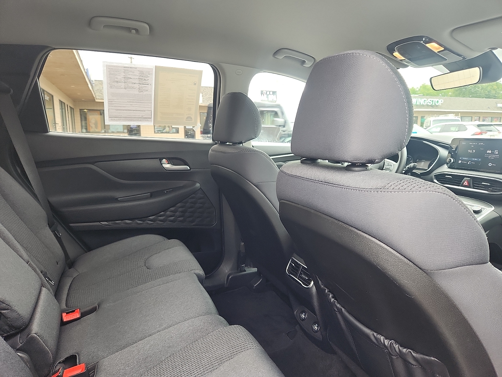 2023 Hyundai Santa Fe SE - Photo 28