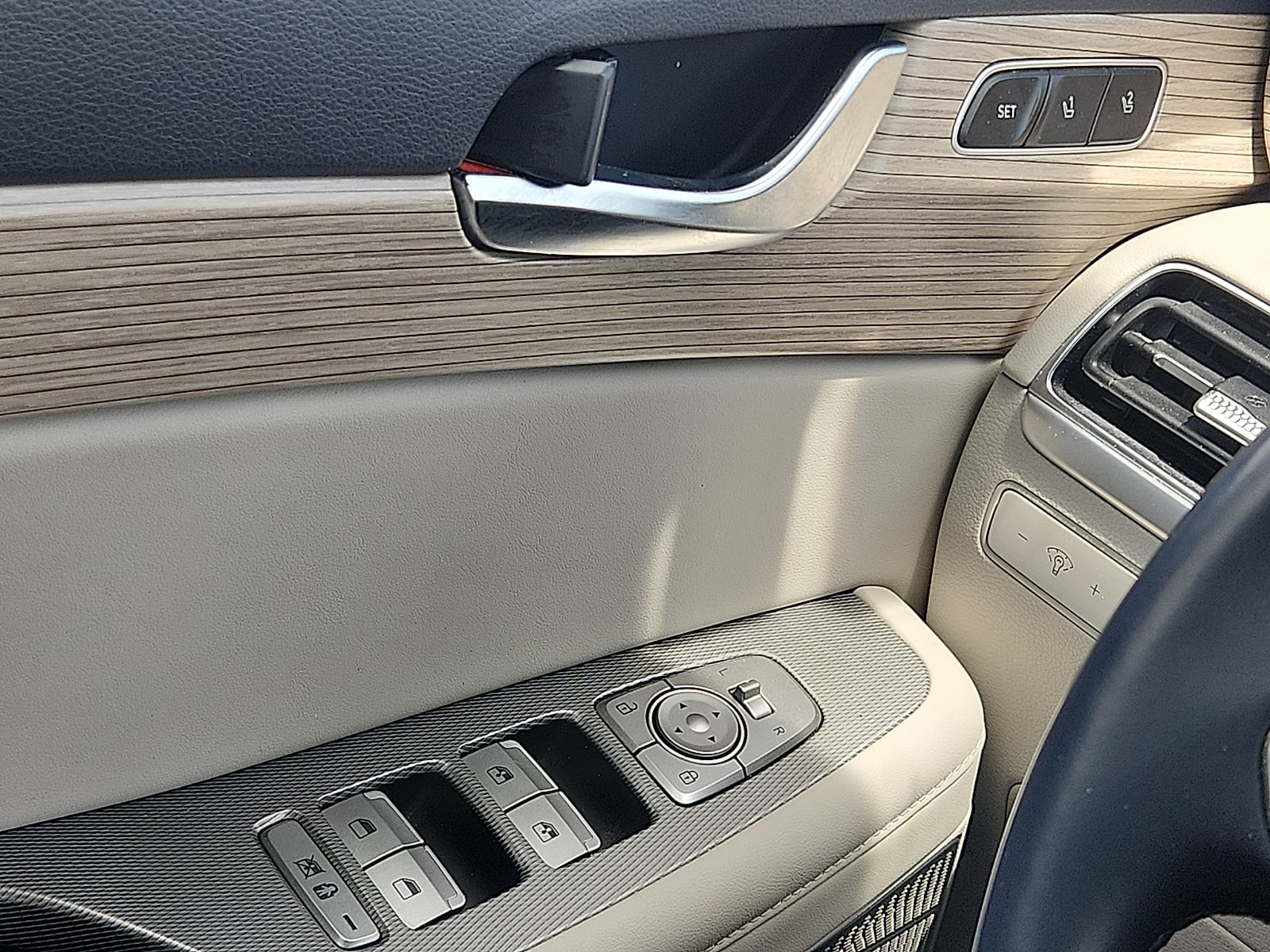 2022 Hyundai Palisade Limited - Photo 12
