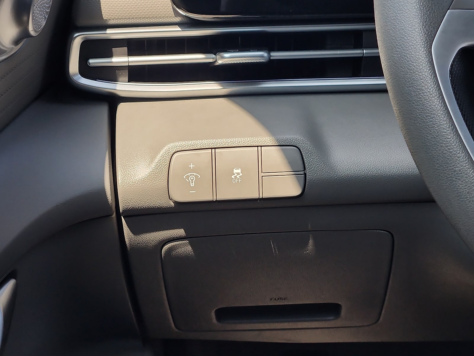 2024 Hyundai Elantra SEL - Photo 13