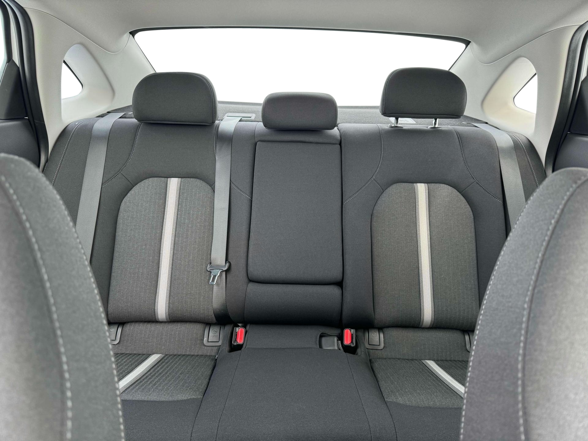 2025 Hyundai Sonata Hybrid SEL - Photo 16