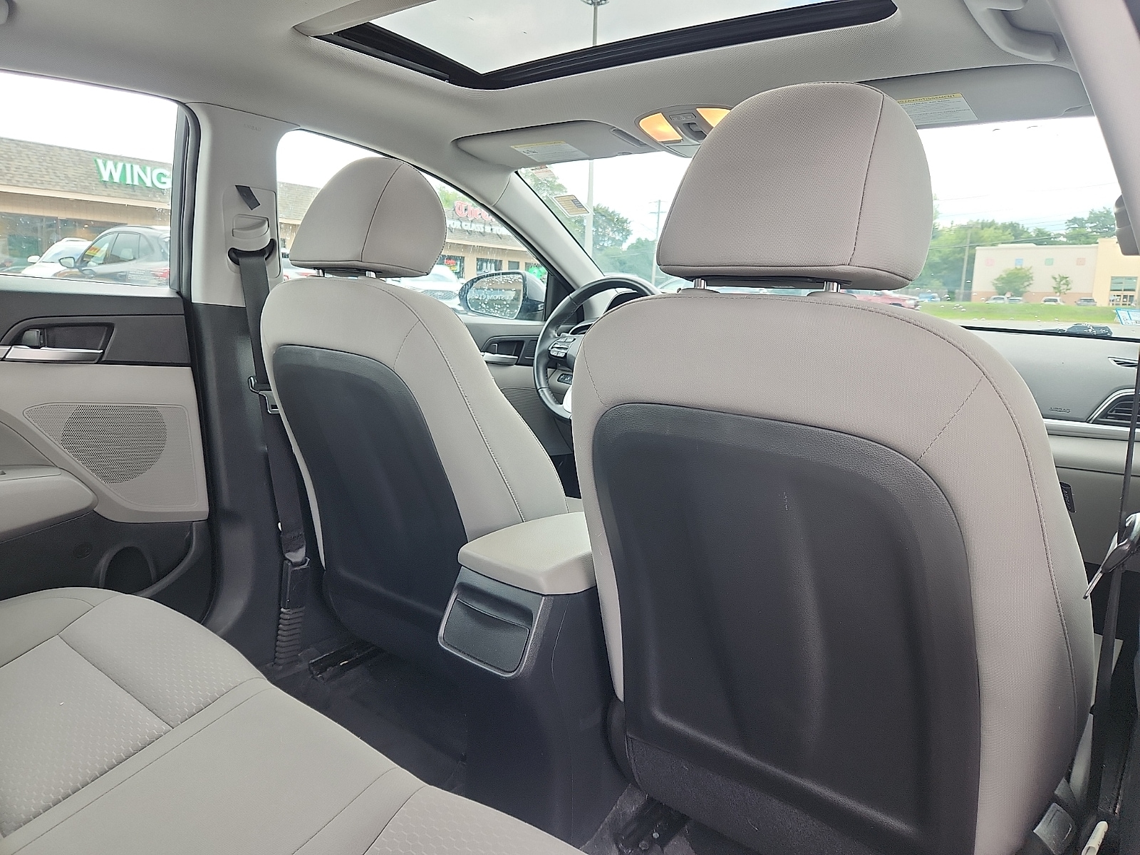 2019 Hyundai Elantra Value Edition - Photo 29