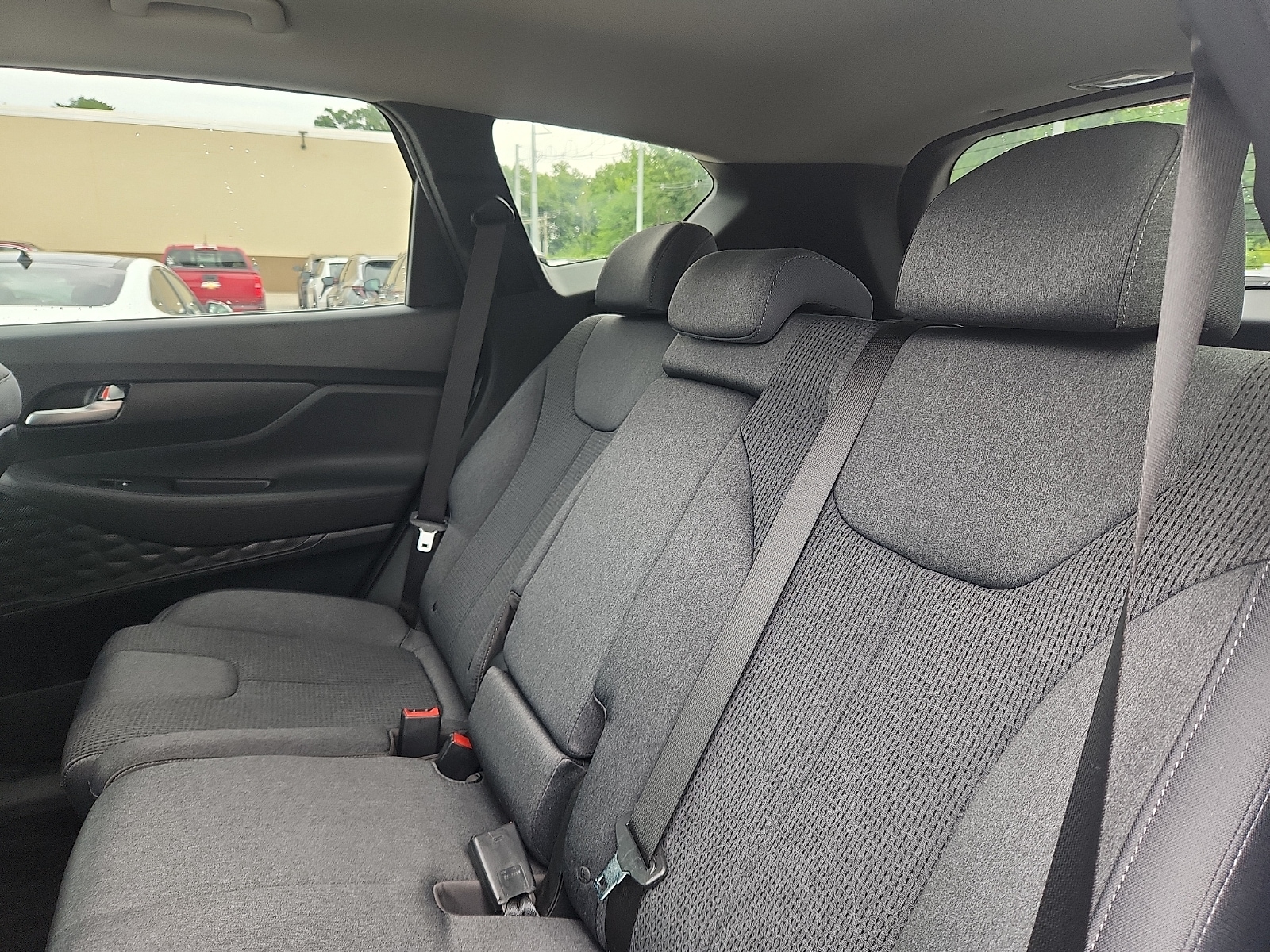 2023 Hyundai Santa Fe SE - Photo 25