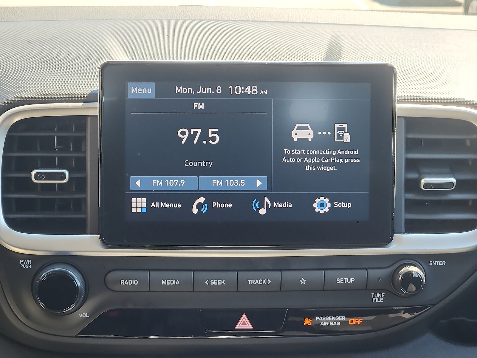 2023 Hyundai Venue SEL - Photo 17