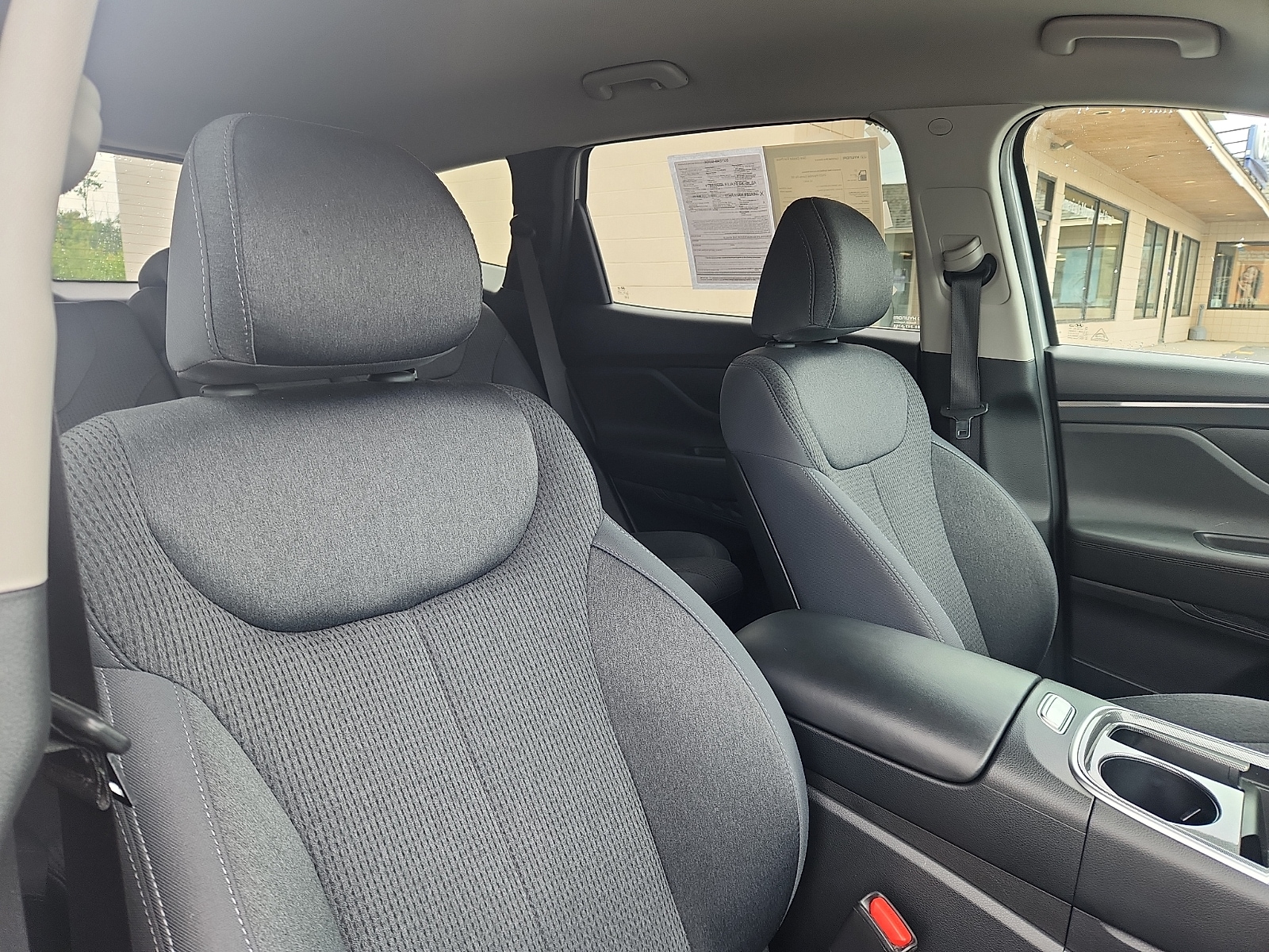 2023 Hyundai Santa Fe SE - Photo 32