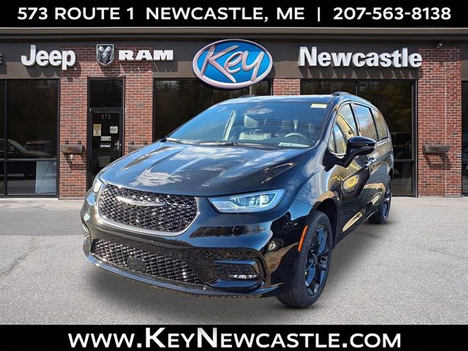 2026 Chrysler Pacifica Limited AWD's photo