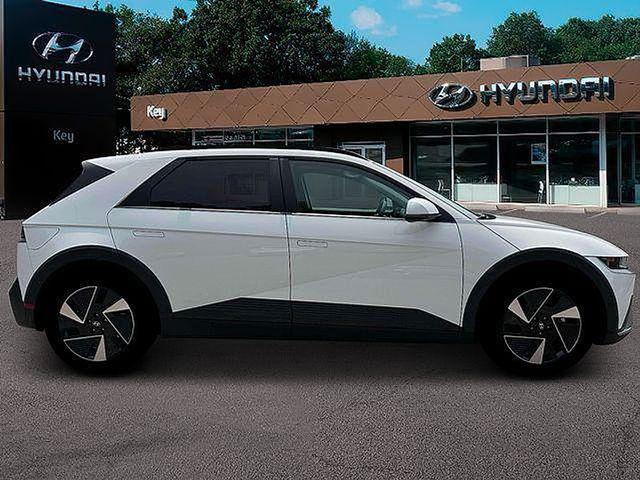 2025 Hyundai IONIQ 5 SEL - Photo 11