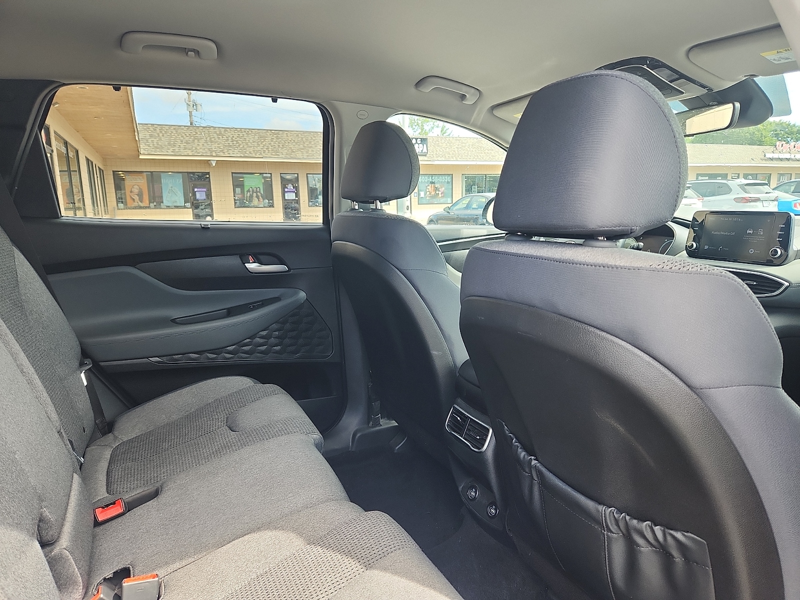 2022 Hyundai Santa Fe SEL - Photo 28
