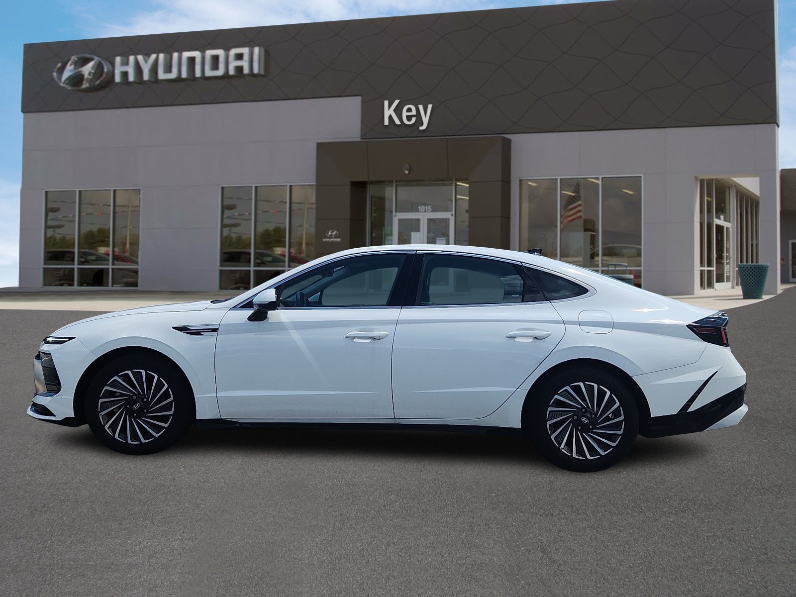 2025 Hyundai Sonata Hybrid SEL - Photo 6