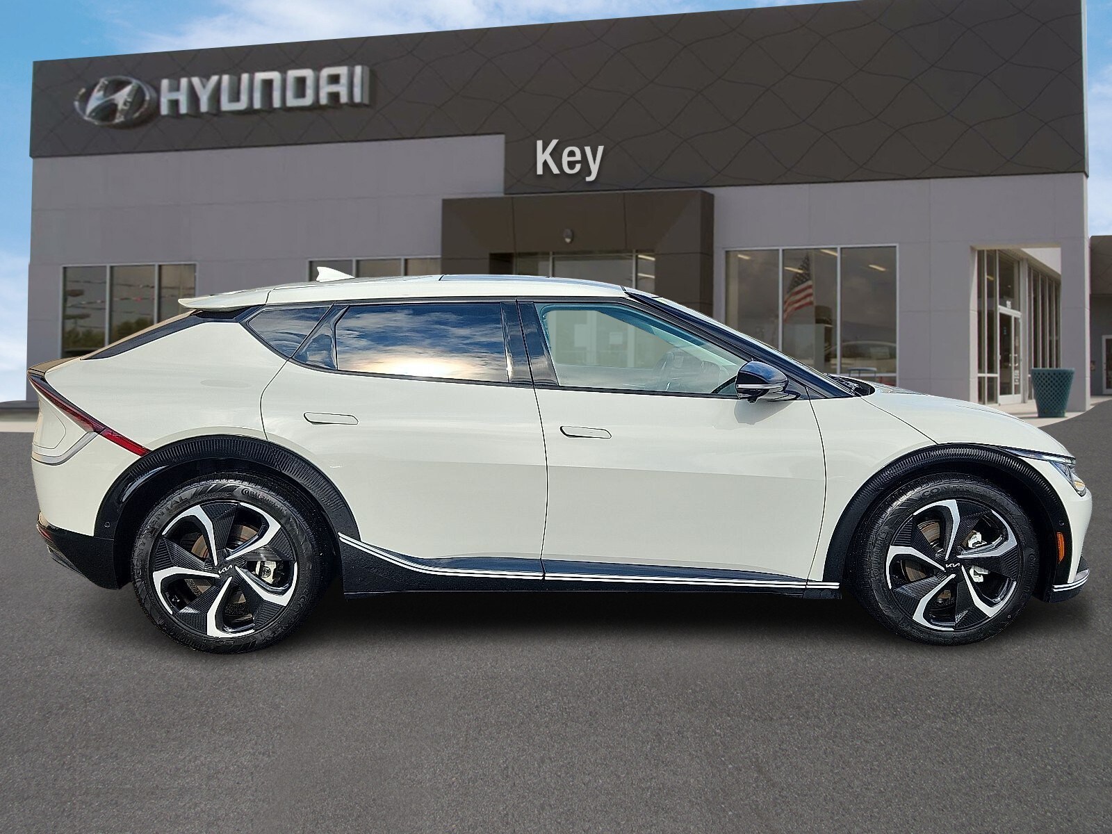 2022 Kia EV6 GT-Line photo 2