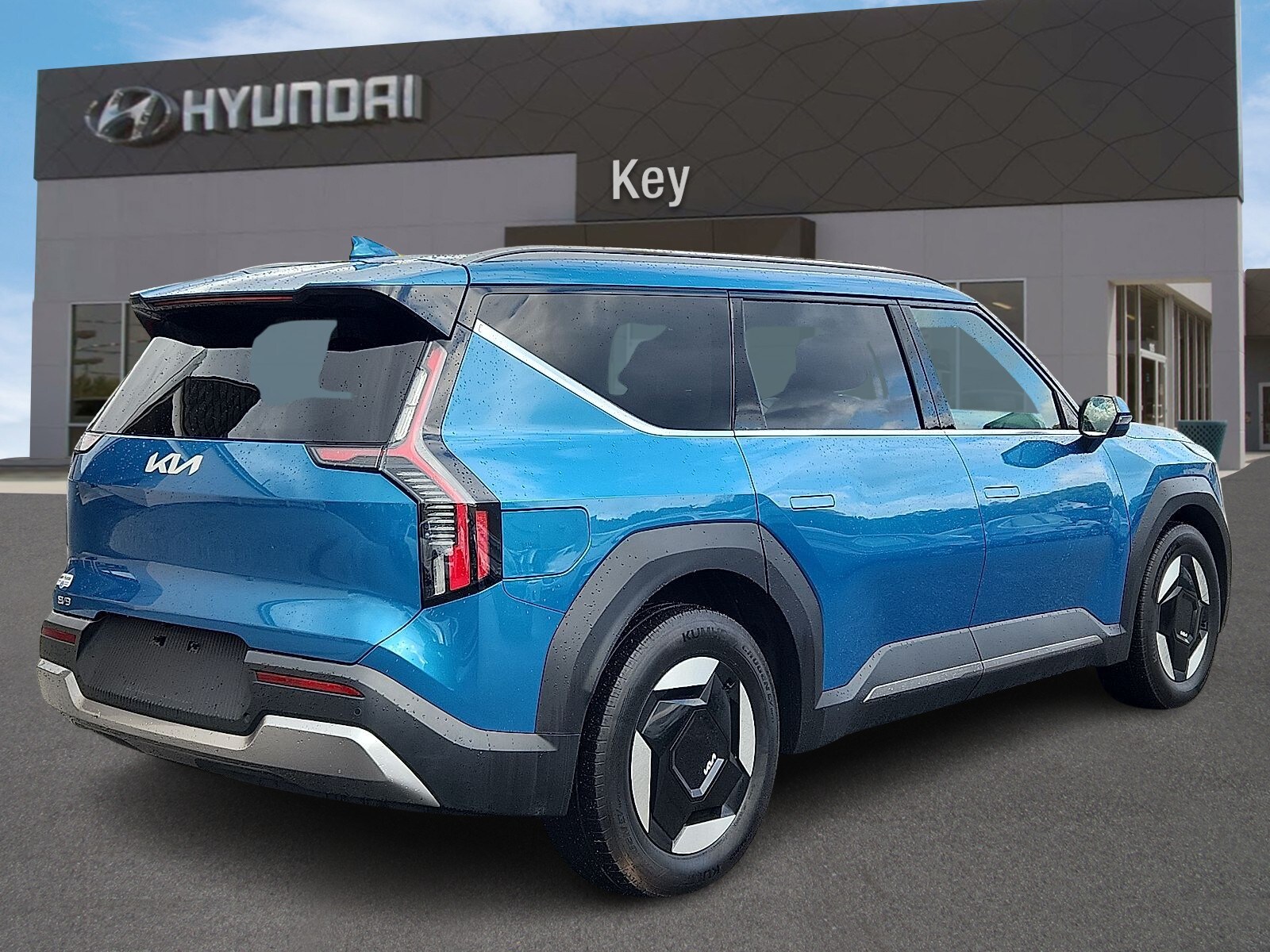 2024 Kia EV9 Wind photo 2