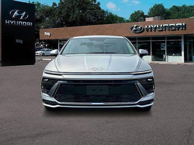 2025 Hyundai Sonata Hybrid Limited - Photo 14