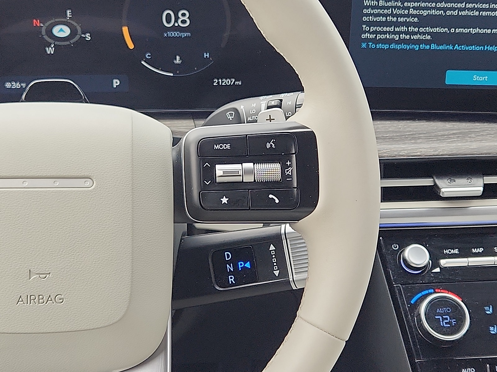 2025 Hyundai Santa Fe Limited - Photo 16