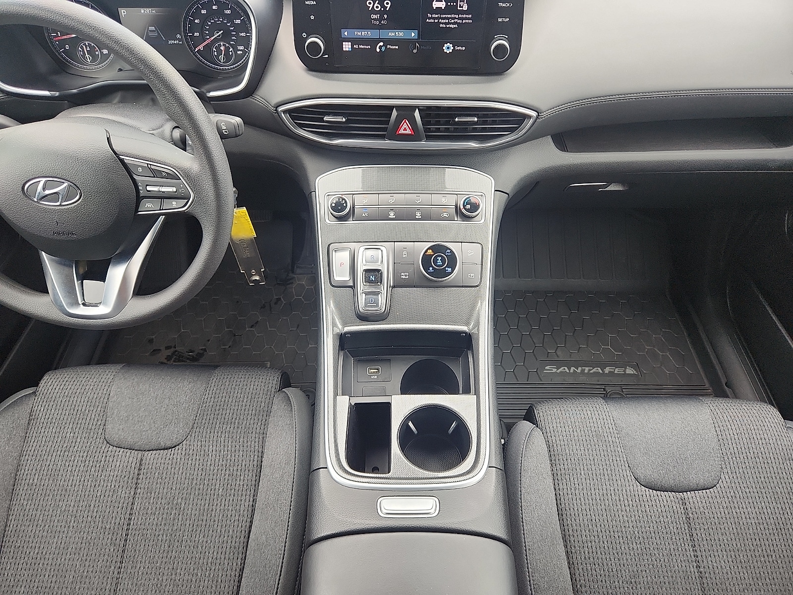 2023 Hyundai Santa Fe SE - Photo 19