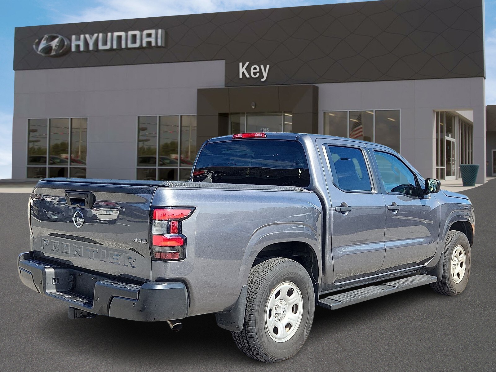 2023 Nissan Frontier S photo 3