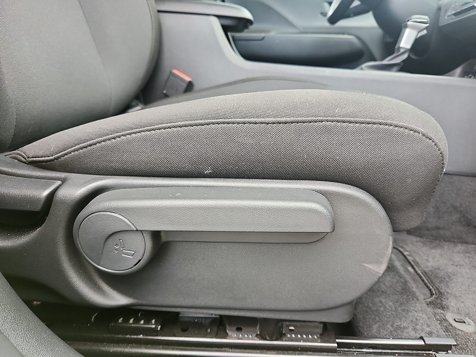 2024 Hyundai Kona SEL - Photo 33