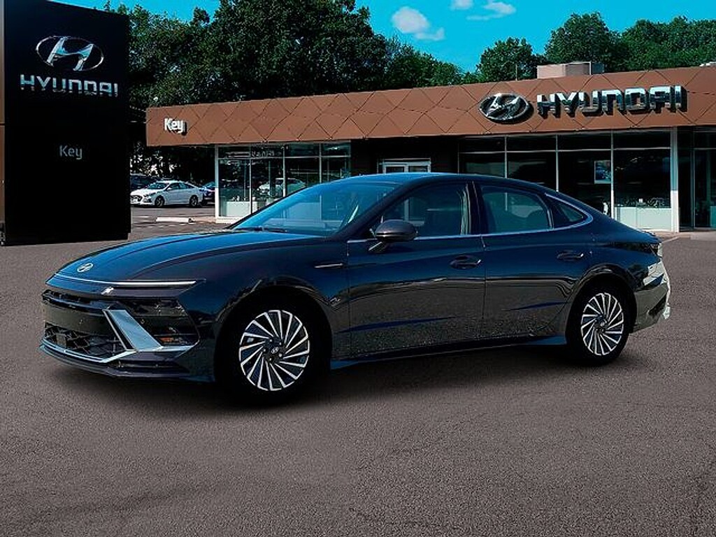 Certified 2025 Hyundai Sonata Hybrid Limited Sedan