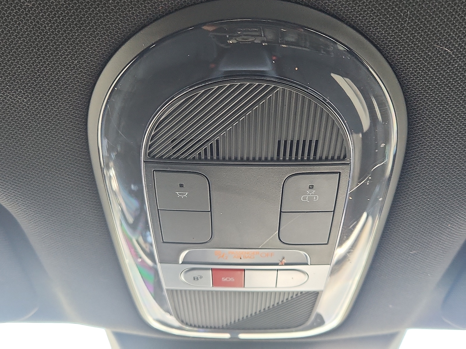 2025 Hyundai IONIQ 6 SE - Photo 19