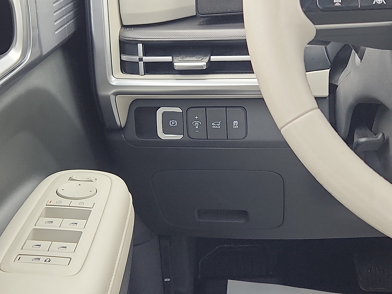 2025 Hyundai Santa Fe SEL - Photo 13