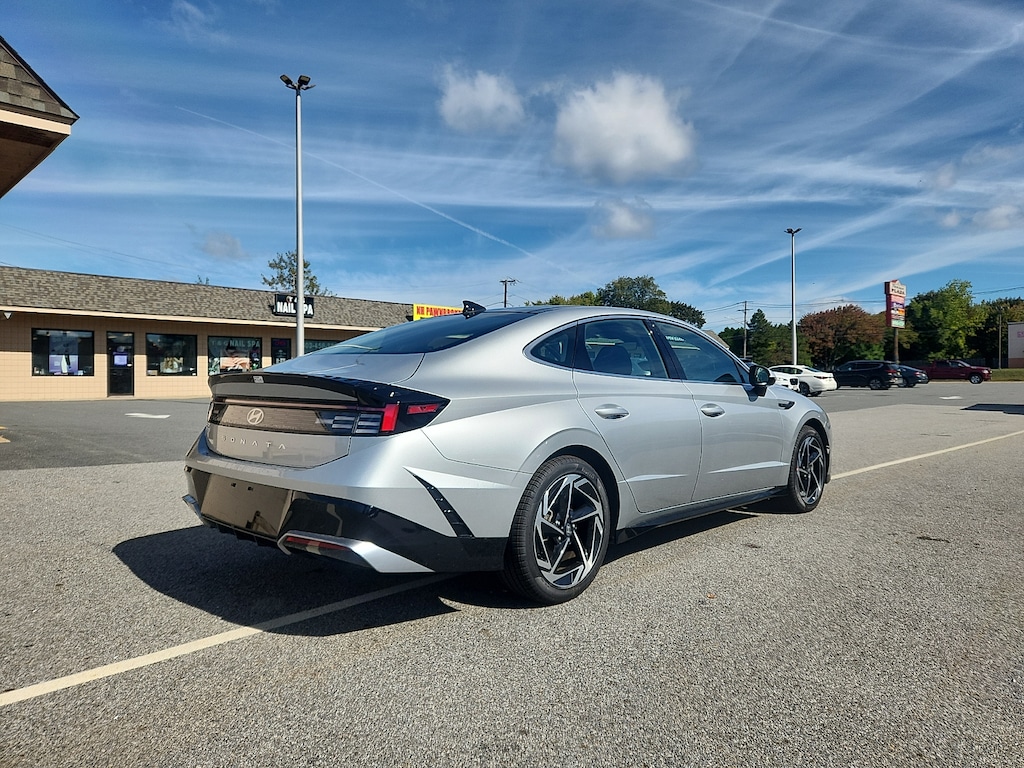 Certified 2025 Hyundai Sonata SEL Convenience Sedan